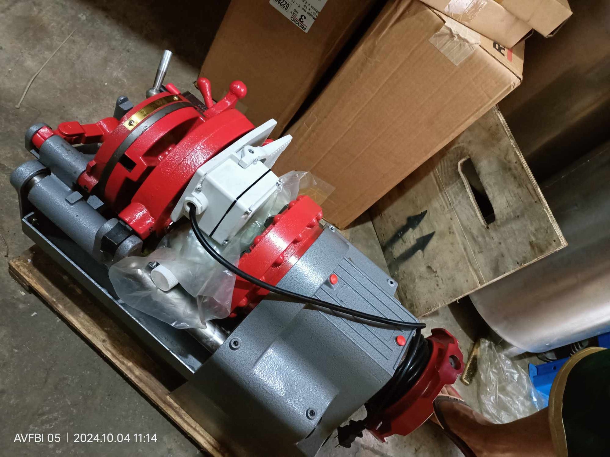 PowerMax Electric Pipe Threading Machine — SEPTFOUR INDUSTRIAL SUPPLY